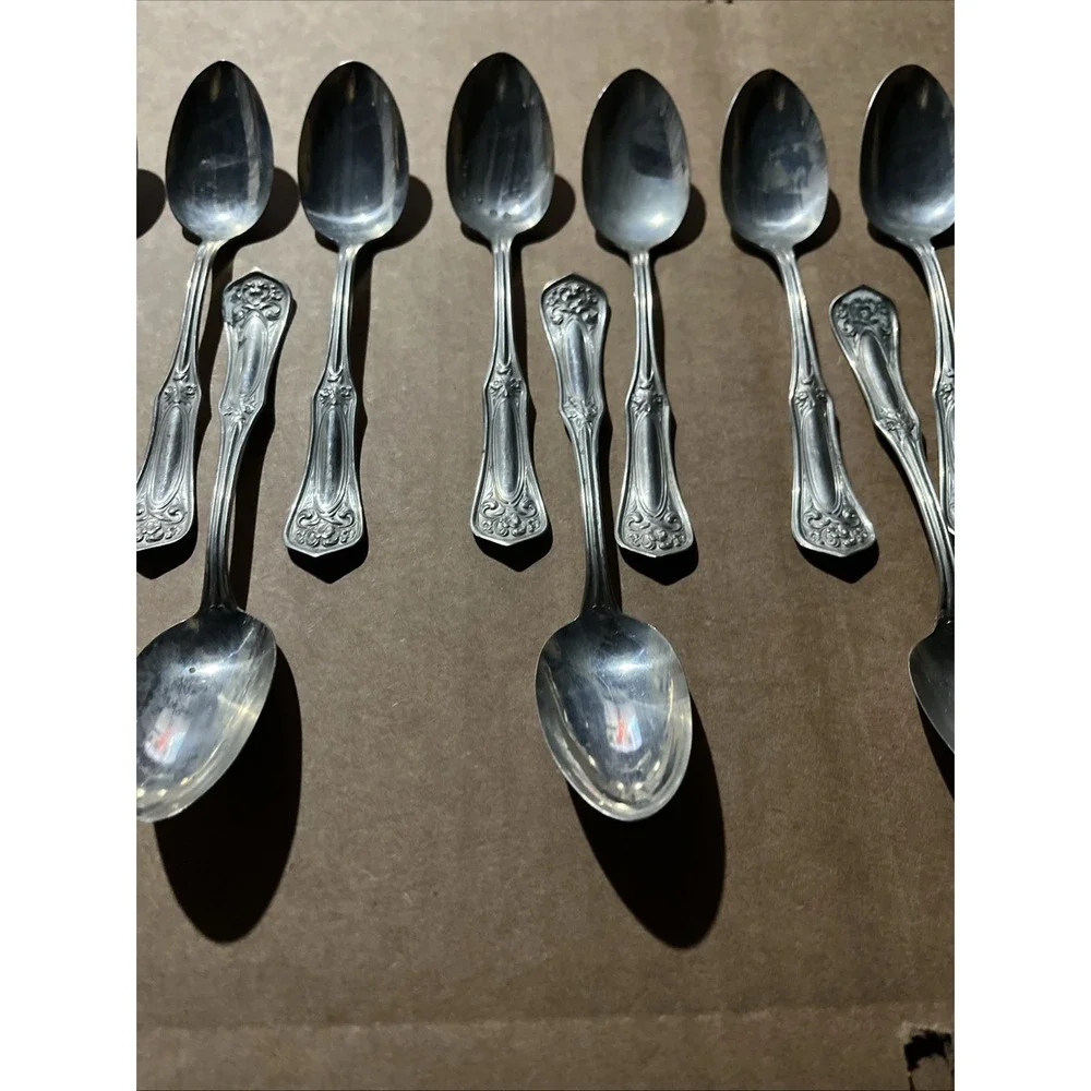 16 WM A Rogers Oneida Silver Nickel Ornate Spoons Ring Making‎ Crafting 5-7/8